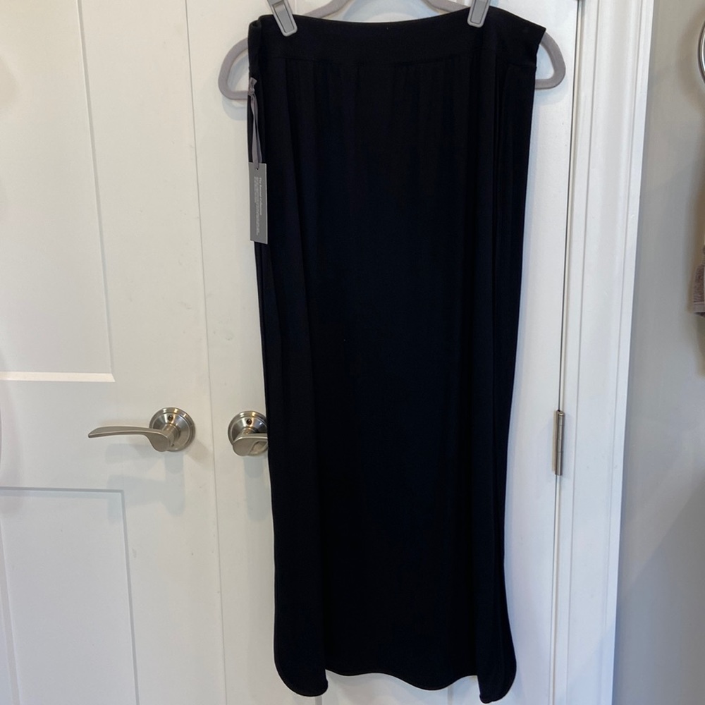 Chico’s Zenergy Maci Skirt Size 1 NWT